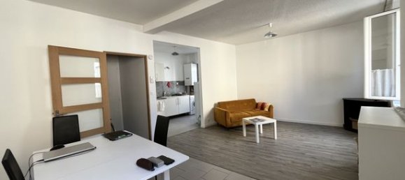 2 bedrooms House in Cognac, France No. 312769 2