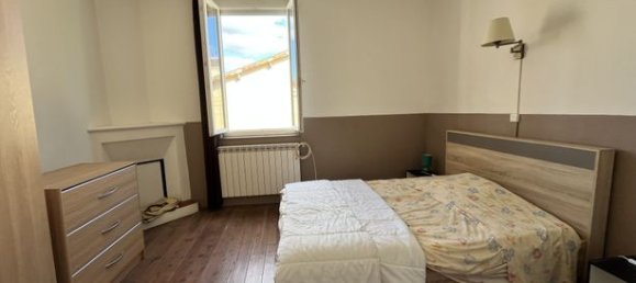 2 bedrooms House in Cognac, France No. 312769 4