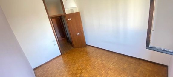 3غرفة شقة في Monza, Italy رقم 6757 46