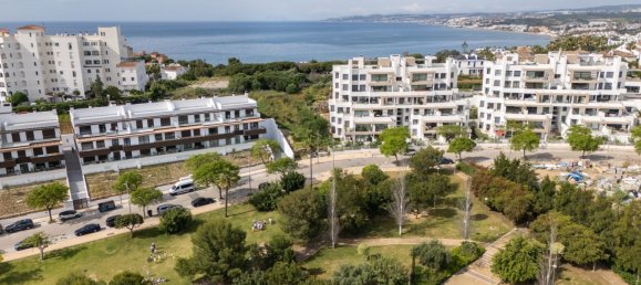 Apartamento de 2 dormitorios en Estepona, Spain No. 151562 4