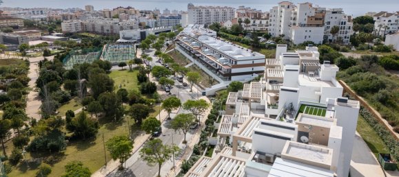 Apartamento de 2 dormitorios en Estepona, Spain No. 151562 14