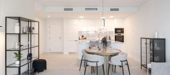 Apartamento de 2 dormitorios en Estepona, Spain No. 151562 29