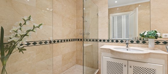 5 Schlafzimmer Villa in Istan, Spain, Nr. 205221 21