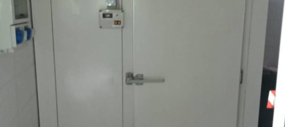 Imóvel comercial de 4 divisões em Comun Nuovo, Italy N.º 71626 10