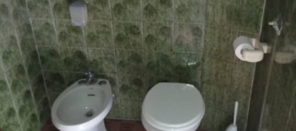 Imóvel comercial de 4 divisões em Comun Nuovo, Italy N.º 71626 14