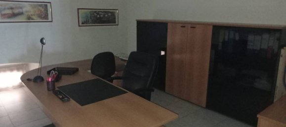 Imóvel comercial de 4 divisões em Comun Nuovo, Italy N.º 71626 17