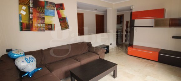 4-salle Appartement à Messina, Italy No. 47944 4