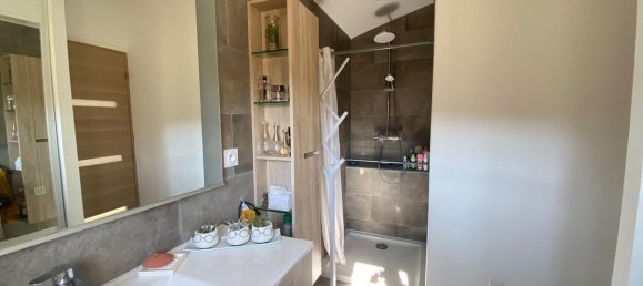 4 bedrooms Townhouse in Ortiporio, France No. 94505 19