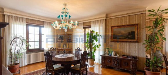 5-Zimmer Villa in Merate, Italy, Nr. 21910 24