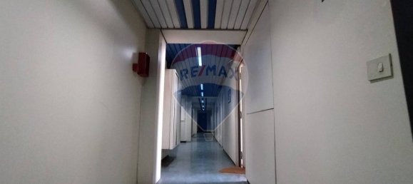 3-salle Bureau à Naples, Italy No. 277644 3