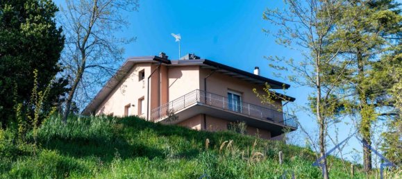 Villa de 4 dormitorios en Sogliano al Rubicone, Italy No. 266399 4