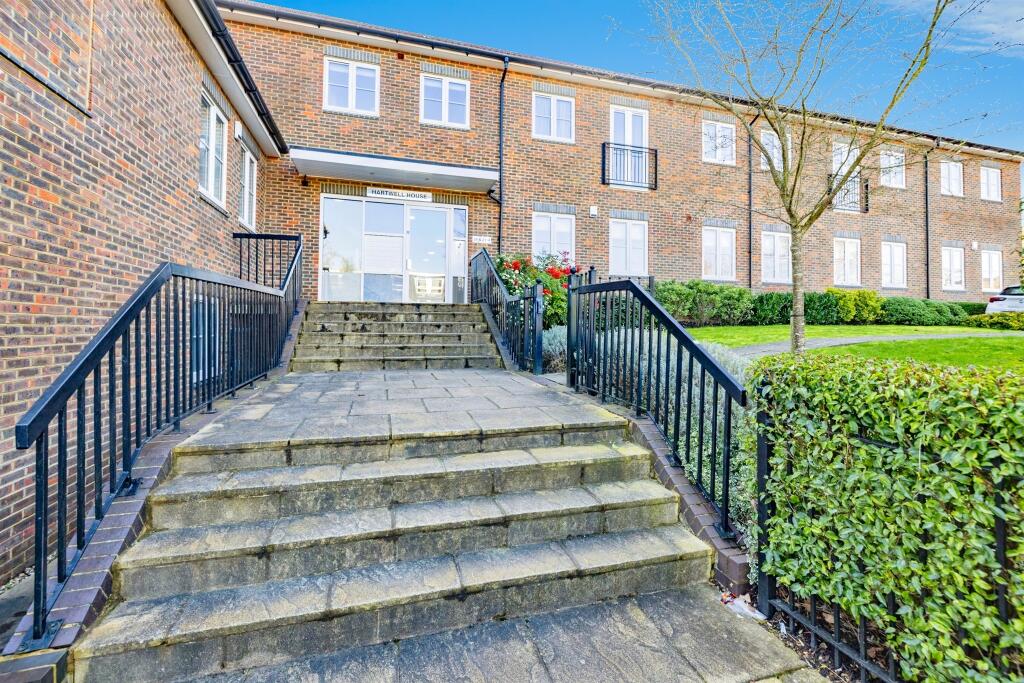 Квартира с 2 спальнями в Уотфорд, Великобритания № 6221