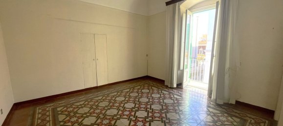 3-salle Appartement à Molfetta, Italy No. 270215 14
