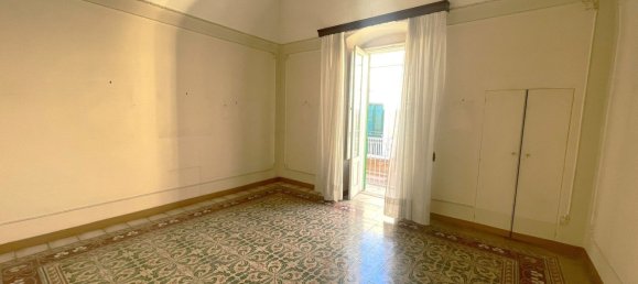 3-salle Appartement à Molfetta, Italy No. 270215 16