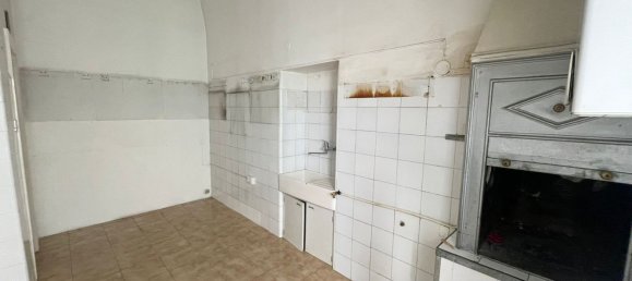 3-salle Appartement à Molfetta, Italy No. 270215 6