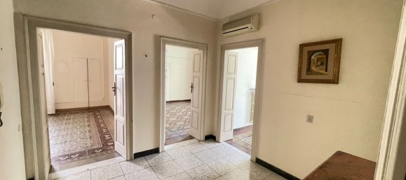 3-salle Appartement à Molfetta, Italy No. 270215 17