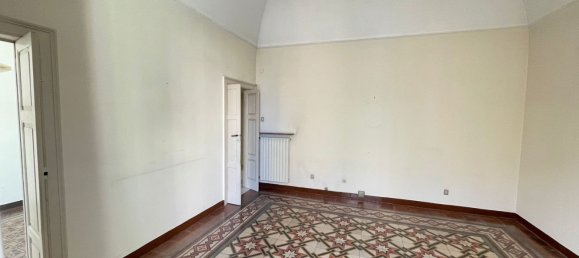 3-salle Appartement à Molfetta, Italy No. 270215 13