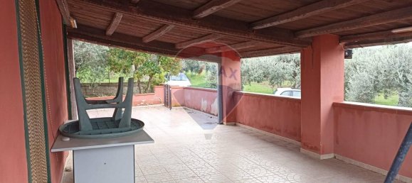 4غرفة منزل في Chiaramonte Gulfi, Italy رقم 74089 2