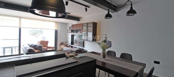 2 bedrooms House in Zabbar, Malta No. 8103 6