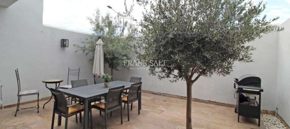 2 bedrooms House in Zabbar, Malta No. 8103 14