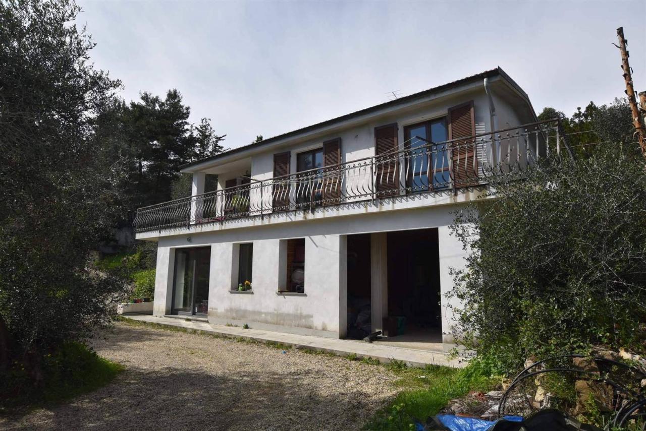 5-salle Villa à Imperia, Italy No. 34874