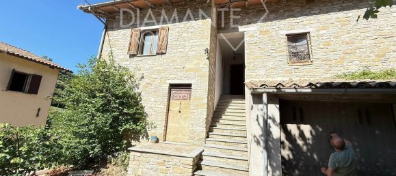6 bedrooms House in Gubbio, Italy No. 296962 16