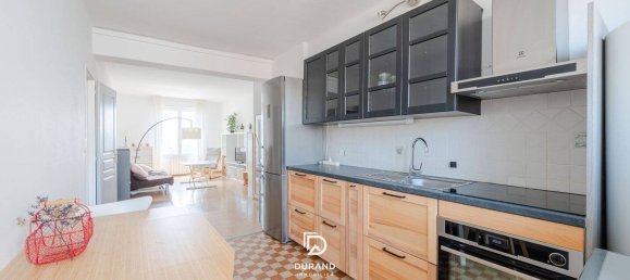 2 bedrooms Apartment in Marseille, France No. 309715 2