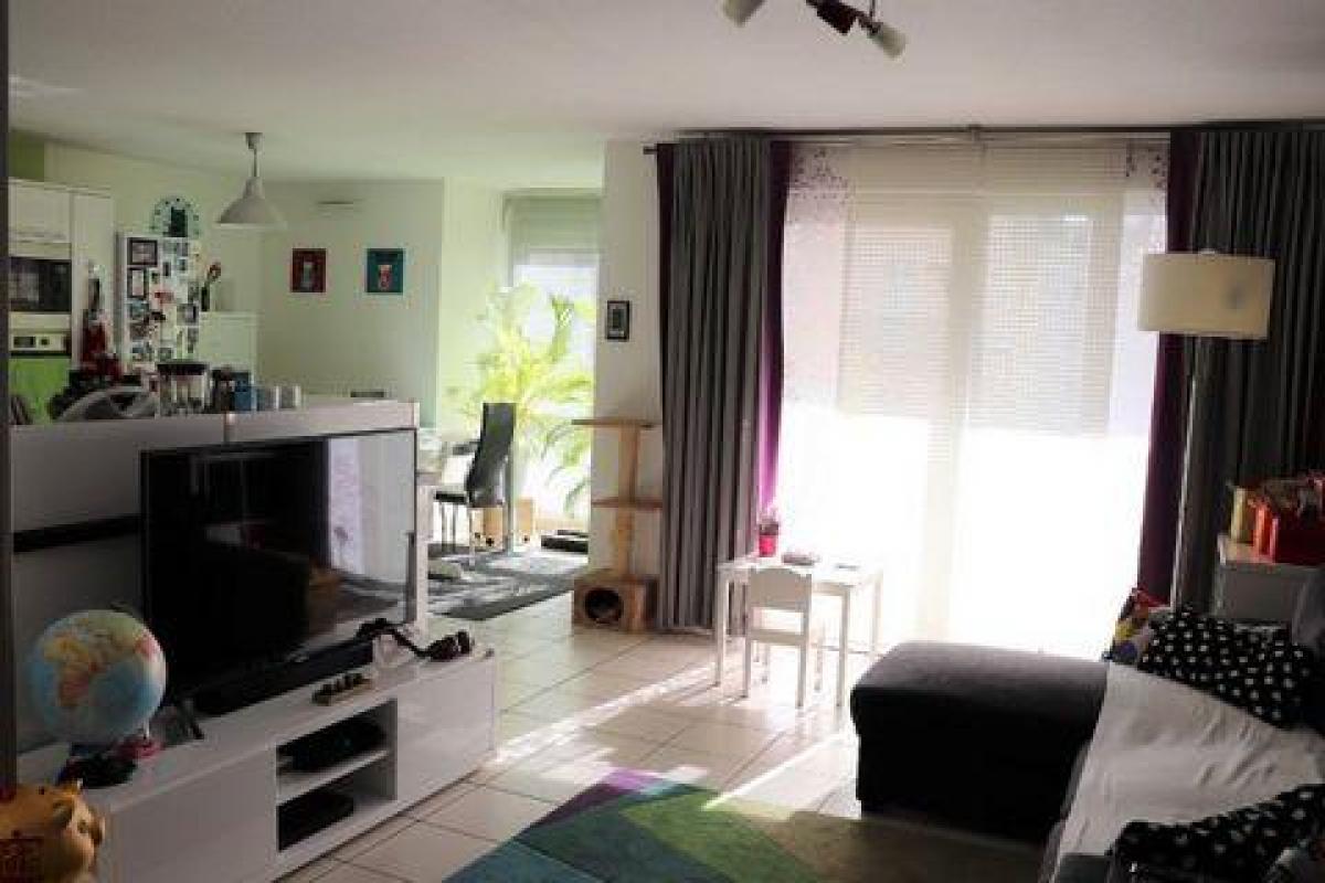 Квартира с 3 спальнями в Анмас, Франция № 35739