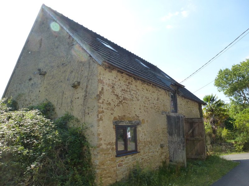 3 bedrooms Property in Badecon-le-Pin, France No. 1888