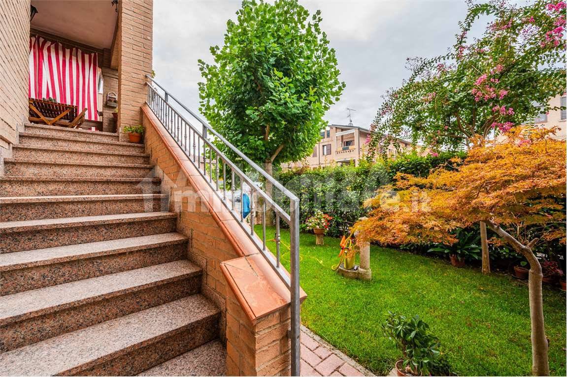 2 bedrooms Duplex in Bomporto, Italy No. 135963