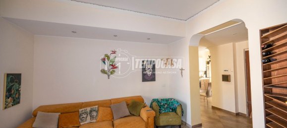 3 bedrooms Apartment in Messina, Italy No. 325641 9