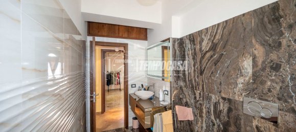3 bedrooms Apartment in Messina, Italy No. 325641 29