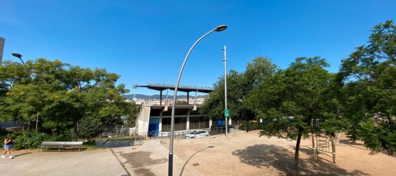 2 chambres Appartement à Santa Coloma de Gramenet, Spain No. 135389 3