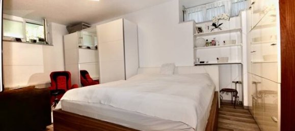 Duplex T2 em Munich, Germany N.º 25005 6