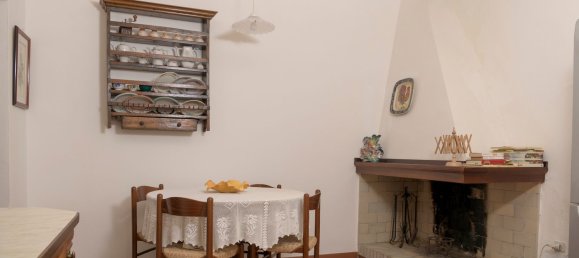 3-Zimmer Haus in Orgosolo, Italy, Nr. 251715 12