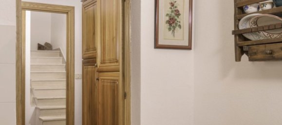 3-Zimmer Haus in Orgosolo, Italy, Nr. 251715 11