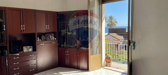 2 bedrooms Apartment in Acireale, Italy No. 65603 4