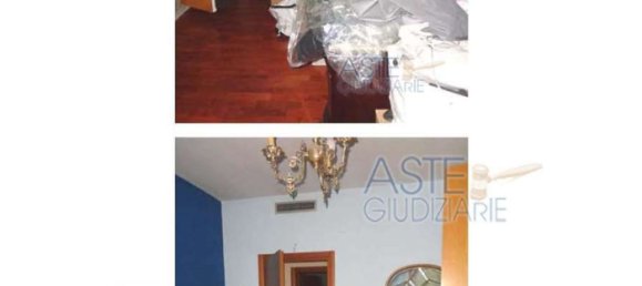 Apartamento de 7 divisões em Naples, Italy N.º 10260 38