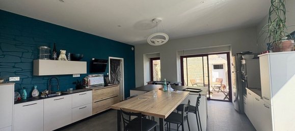 4 bedrooms House in Mayenne, France No. 363100 2