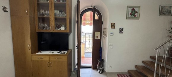 4 Schlafzimmer Haus in Scandicci, Italy, Nr. 315612 14