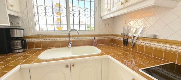 Квартира с 2 спальнями в Бенальмадена, Испания № 147610 11