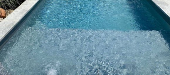 4 bedrooms House in Saint-Louis, France No. 156484 3