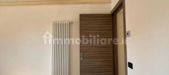 Apartamento de 2 dormitorios en Cremona, Italy No. 378914 6