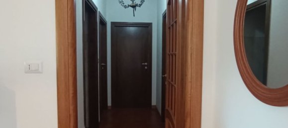 5 rooms Apartment in Sassari, Italy No. 295440 4