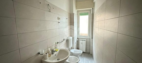 Квартира с 2 комнатами в Рим, Италия № 7326 10