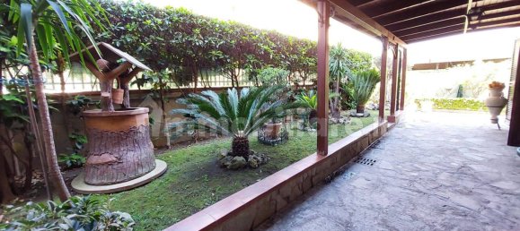 3 bedrooms Apartment in Volla, Italy No. 76150 8