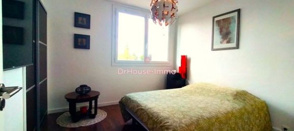 3 chambres Appartement à Poitiers, France No. 310352 3