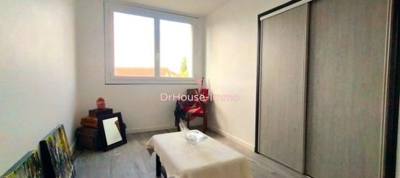 3 chambres Appartement à Poitiers, France No. 310352 4