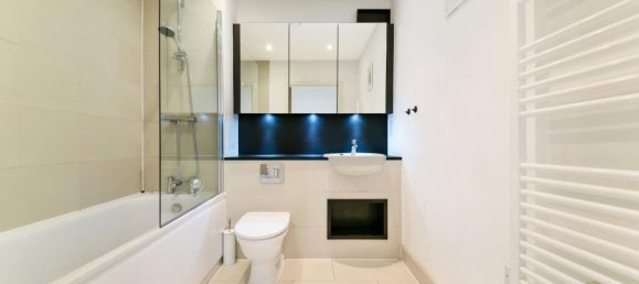 1 bedroom Apartment in Docklands, United Kingdom No. 4368 8