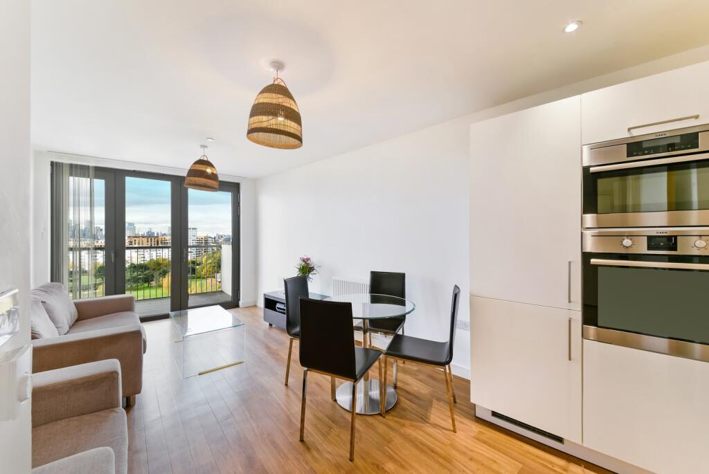 1 bedroom Apartment in Docklands, United Kingdom No. 4368